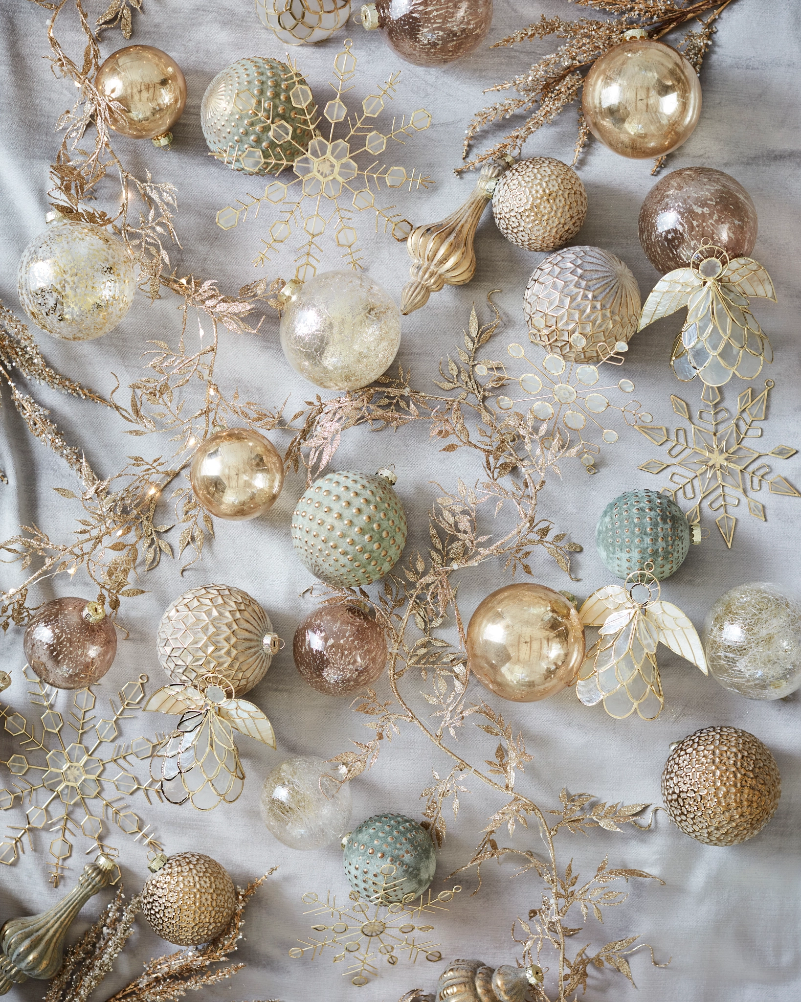 Burnished Metals Main Christmas Ornament Set | Balsam Hill