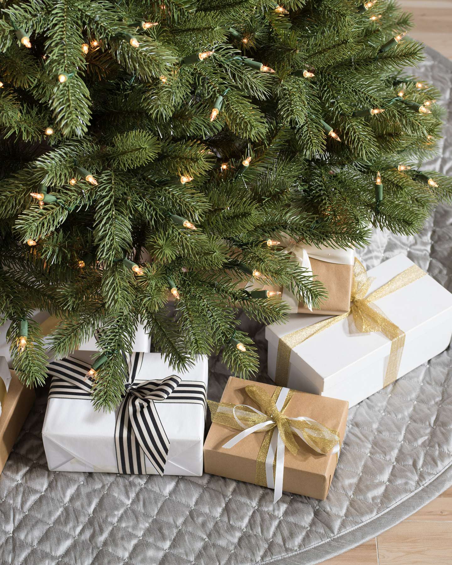 Balsam Hill Woodland Spruce Artificial Christmas Tree Festive Setting