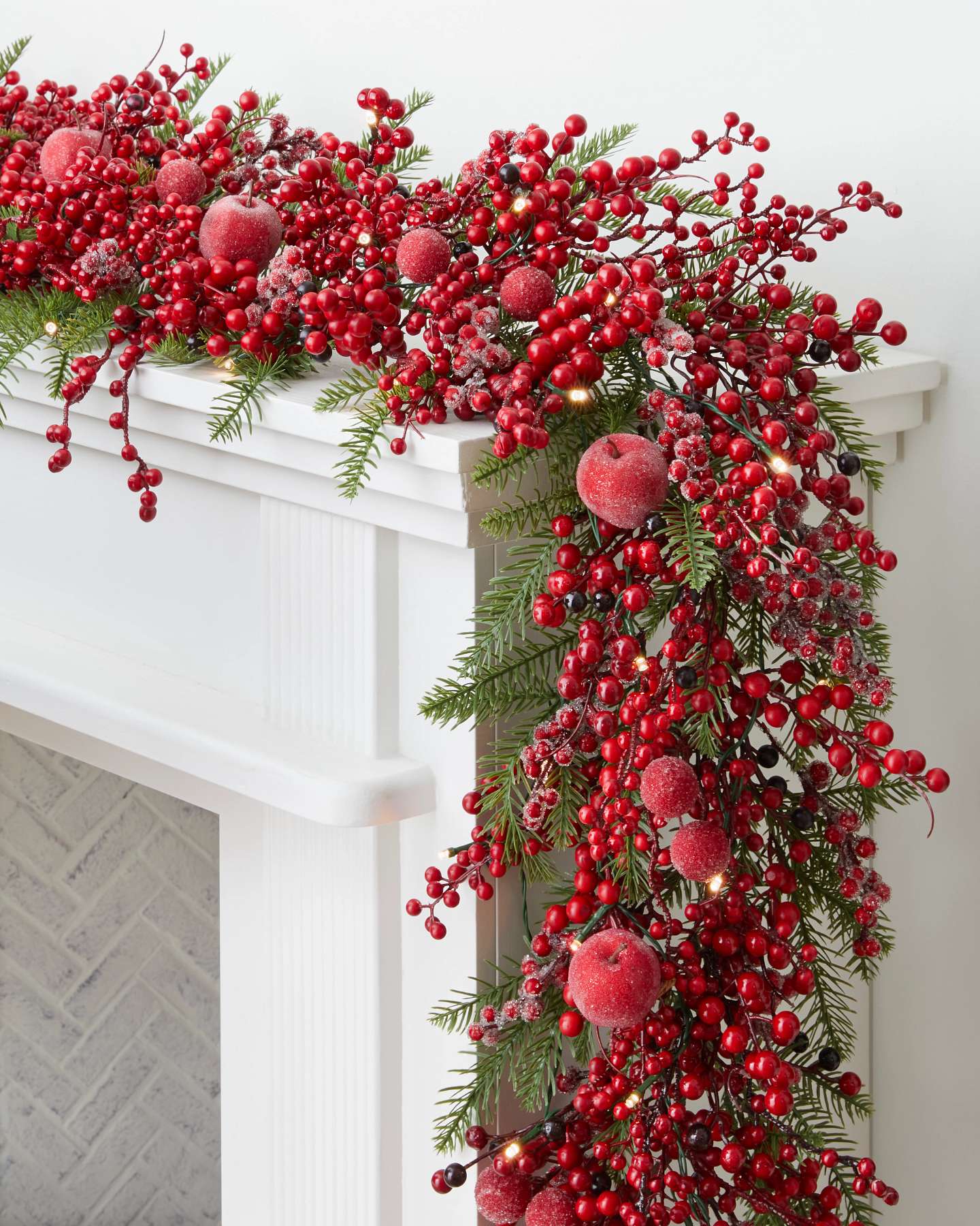 Balsam Hill 10-Feet Sugared Berry Artificial Christmas Garland Elegant Design