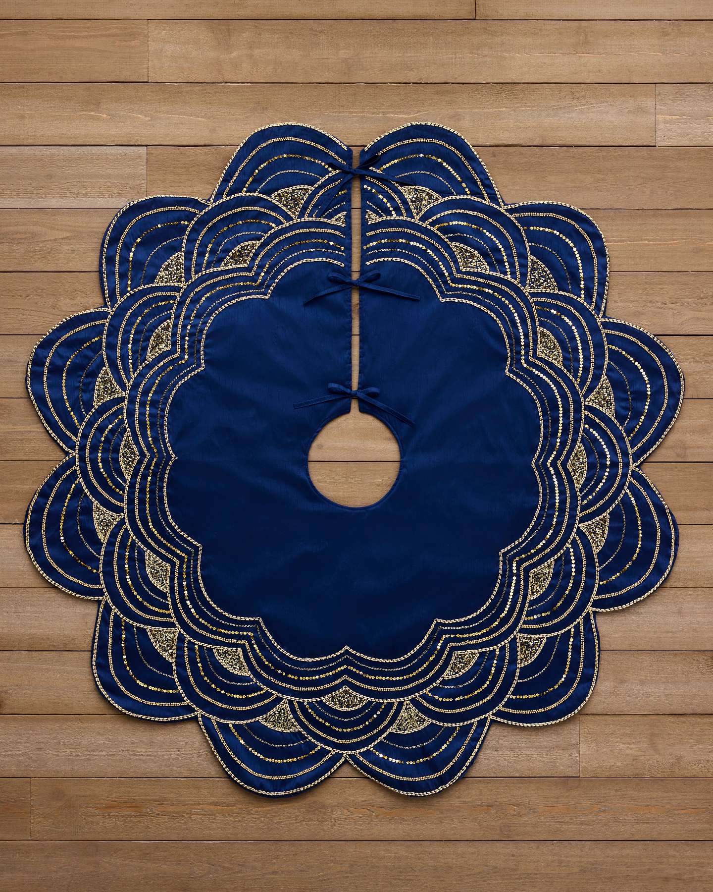 60" Sapphire Elizabeth Beaded Tree Skirt