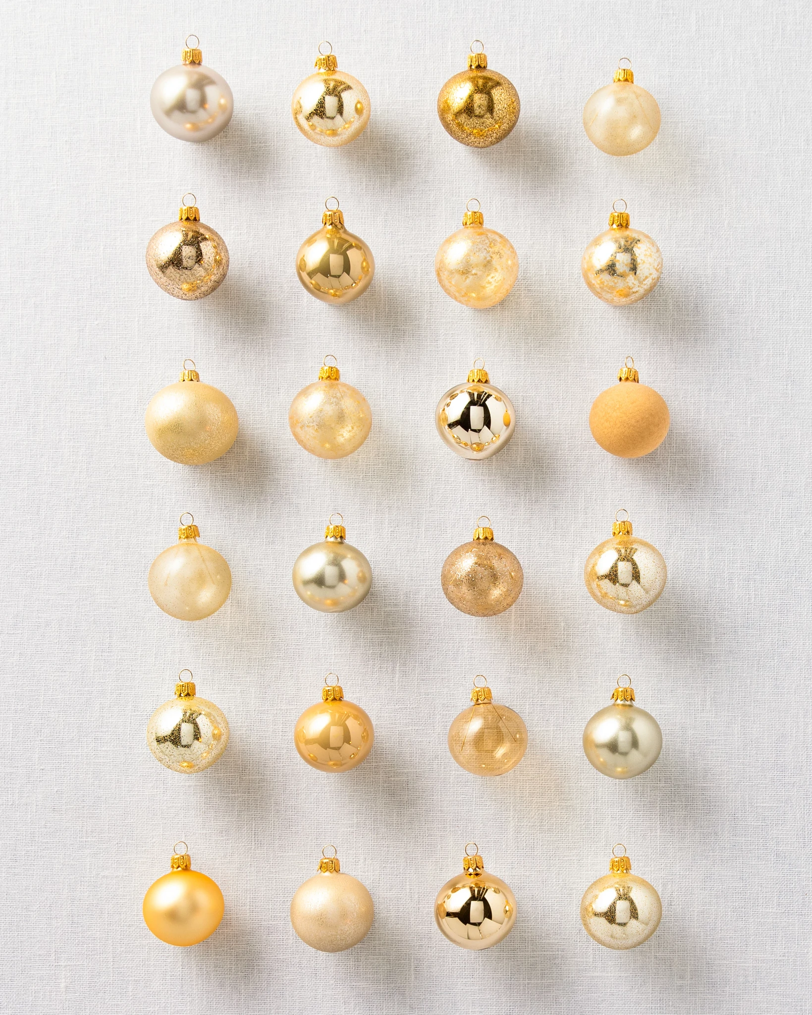 Gold BH Essentials Tonal Bauble Set