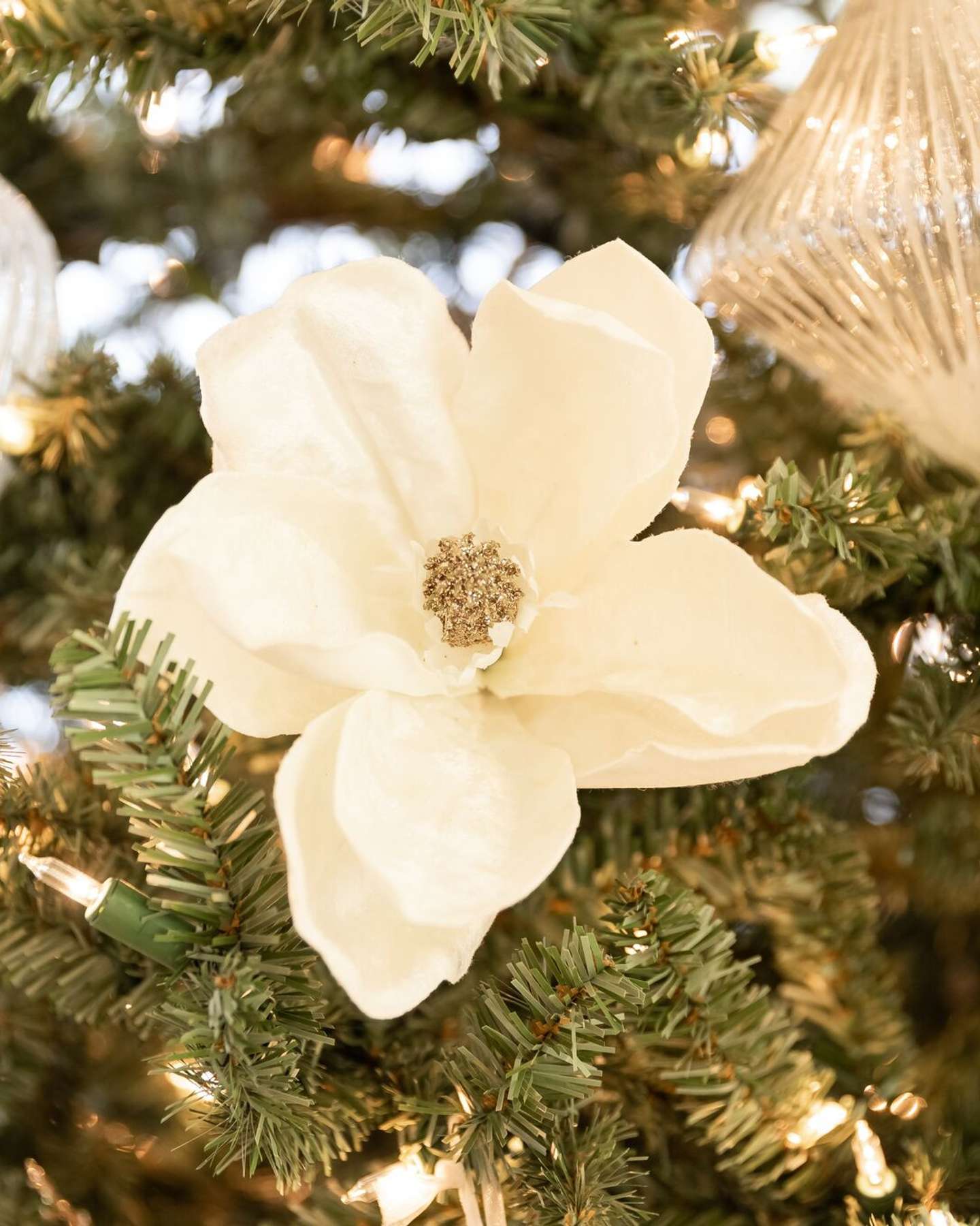 Balsam Hill Ivory Magnolia Artificial Christmas Tree Picks Blog Feature Display