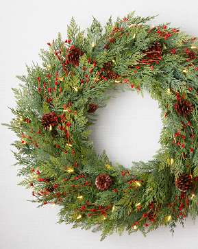 Cedar Berry Woods Wreath Cedar Berry Woods Wreath