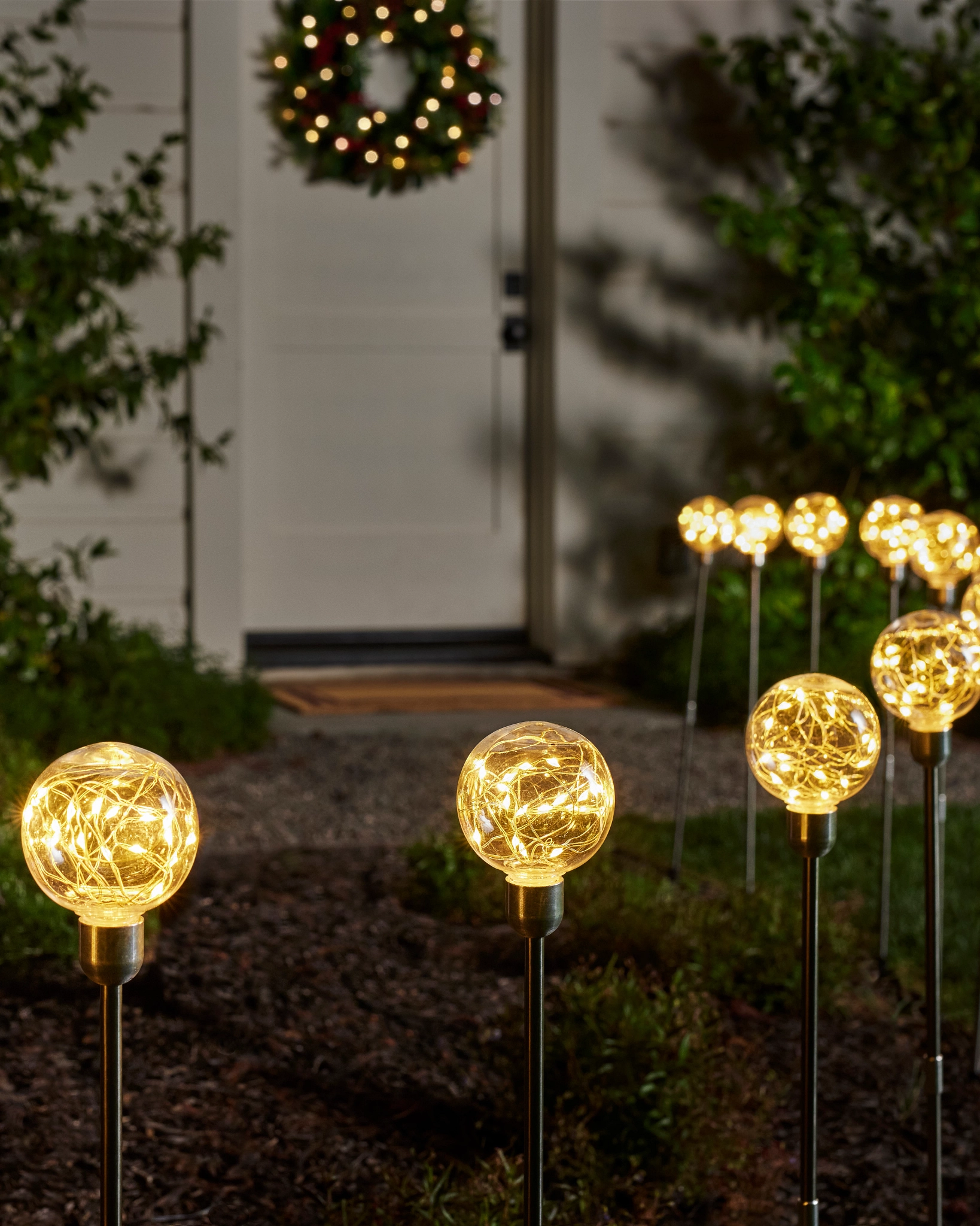 Globe pathway hot sale lights