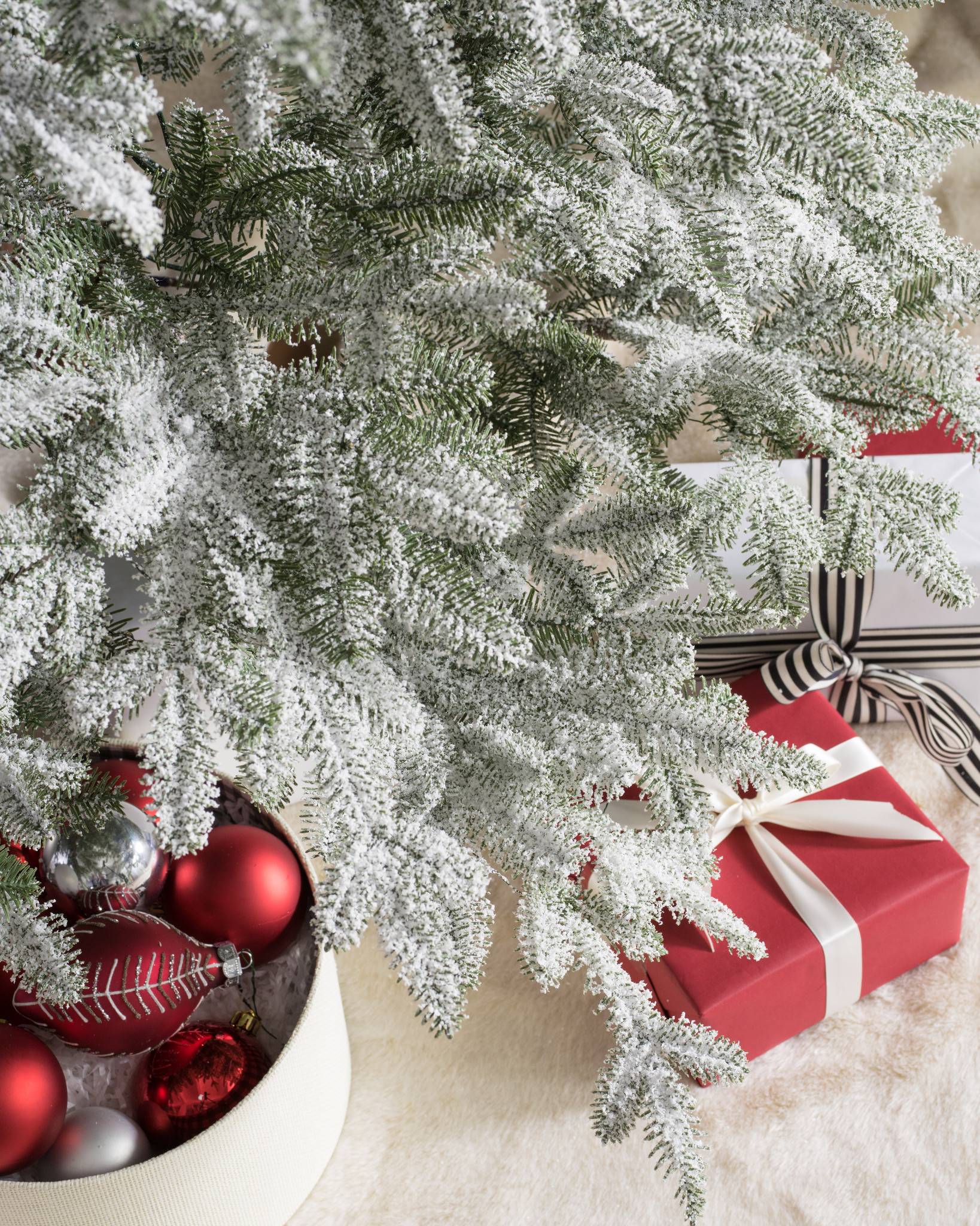 Frosted Alpine Balsam Fir Artificial Christmas Tree Balsam Hill Balsom Christmas Trees
