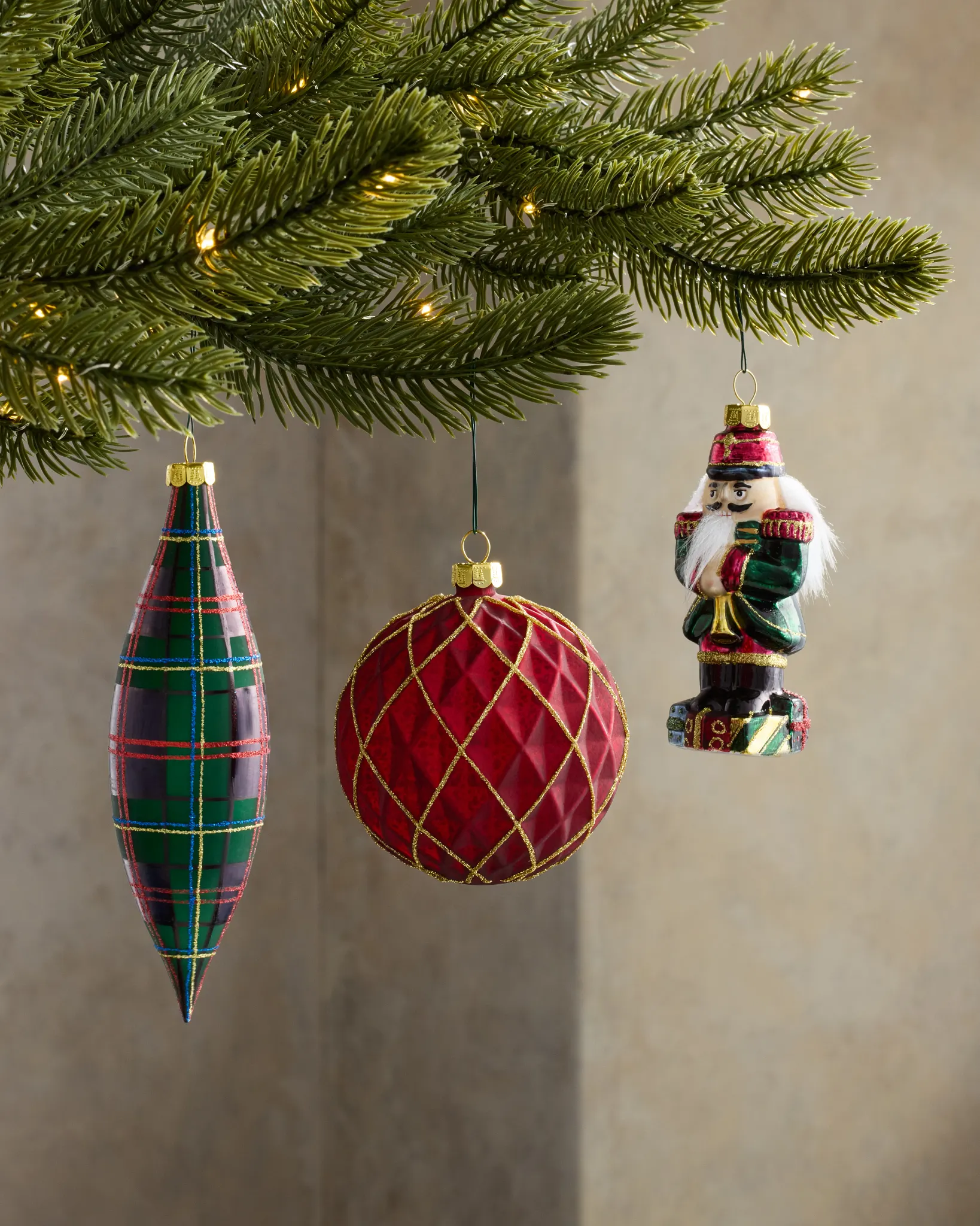 Highland Manor Main Glass Ornament Set