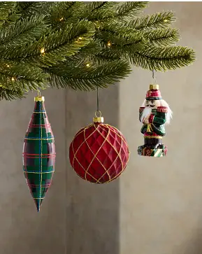 Highland Manor Main Glass Ornament Set Highland Manor Main Glass Ornament Set