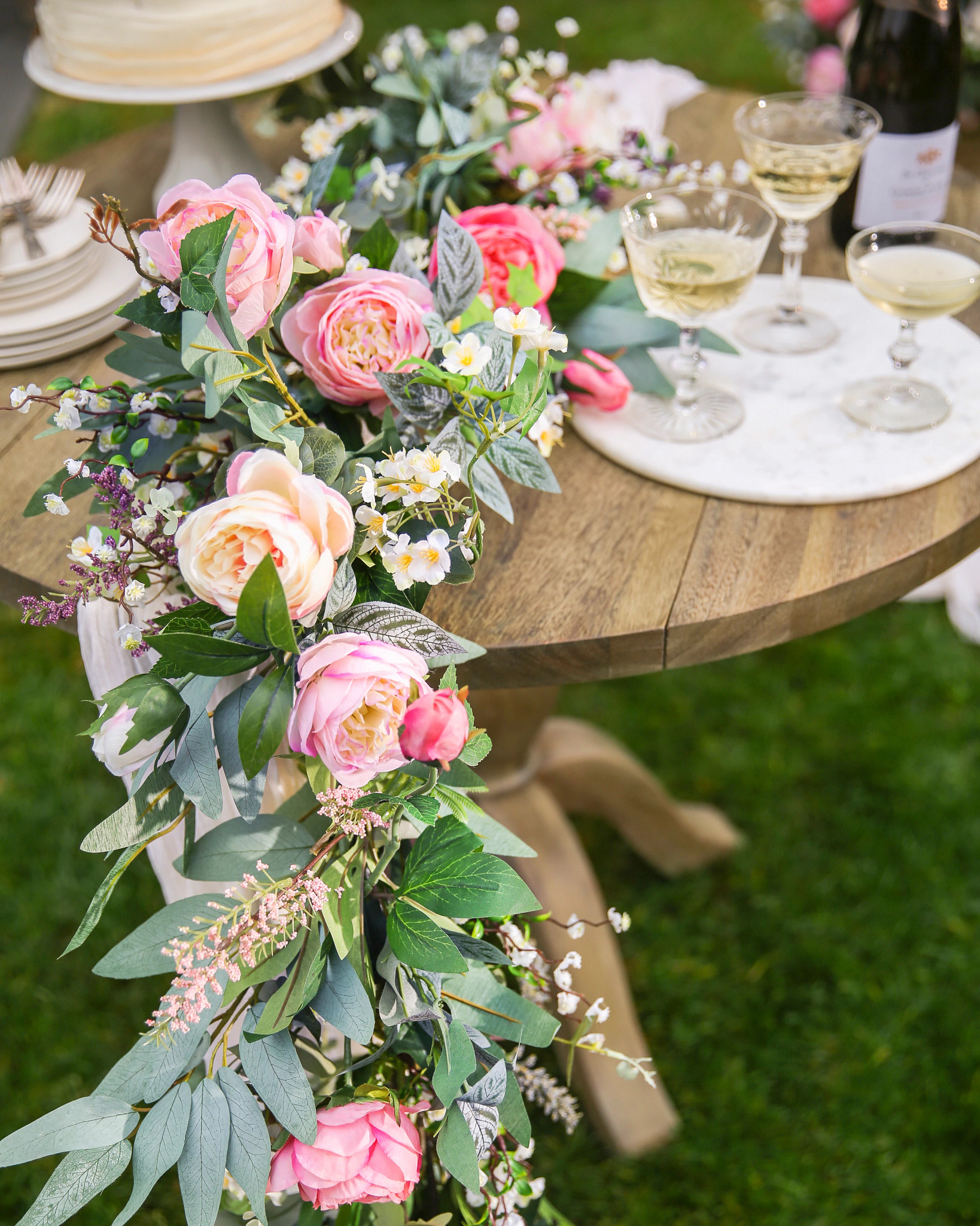 Artificial rose garland