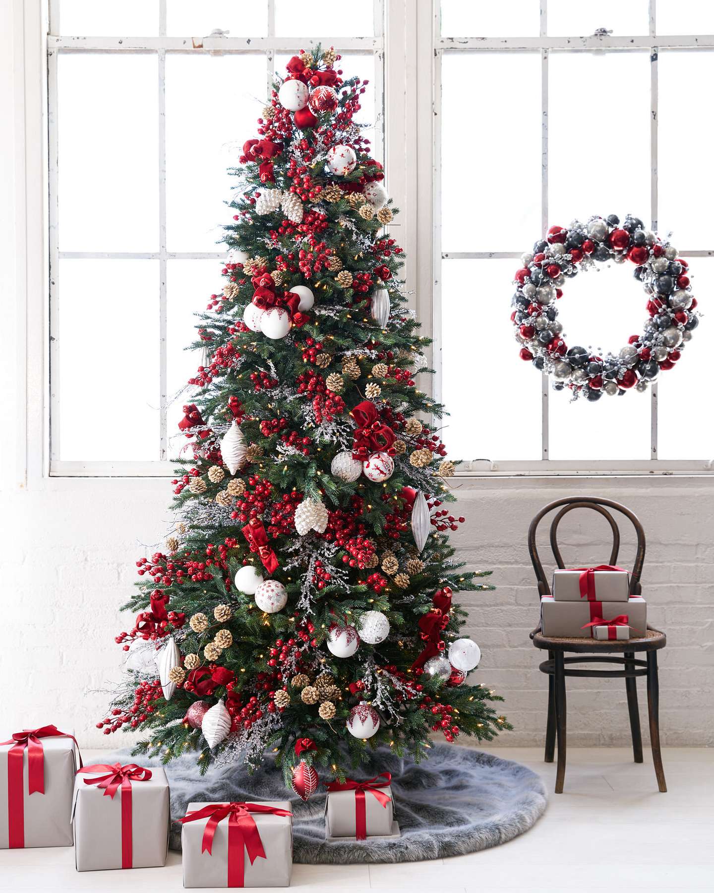 Balsam Hill Set de boules de Noël Scandinavie rouges et blanches