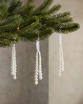 Pearl Drops Ornament Set Pearl Drops Ornament Set