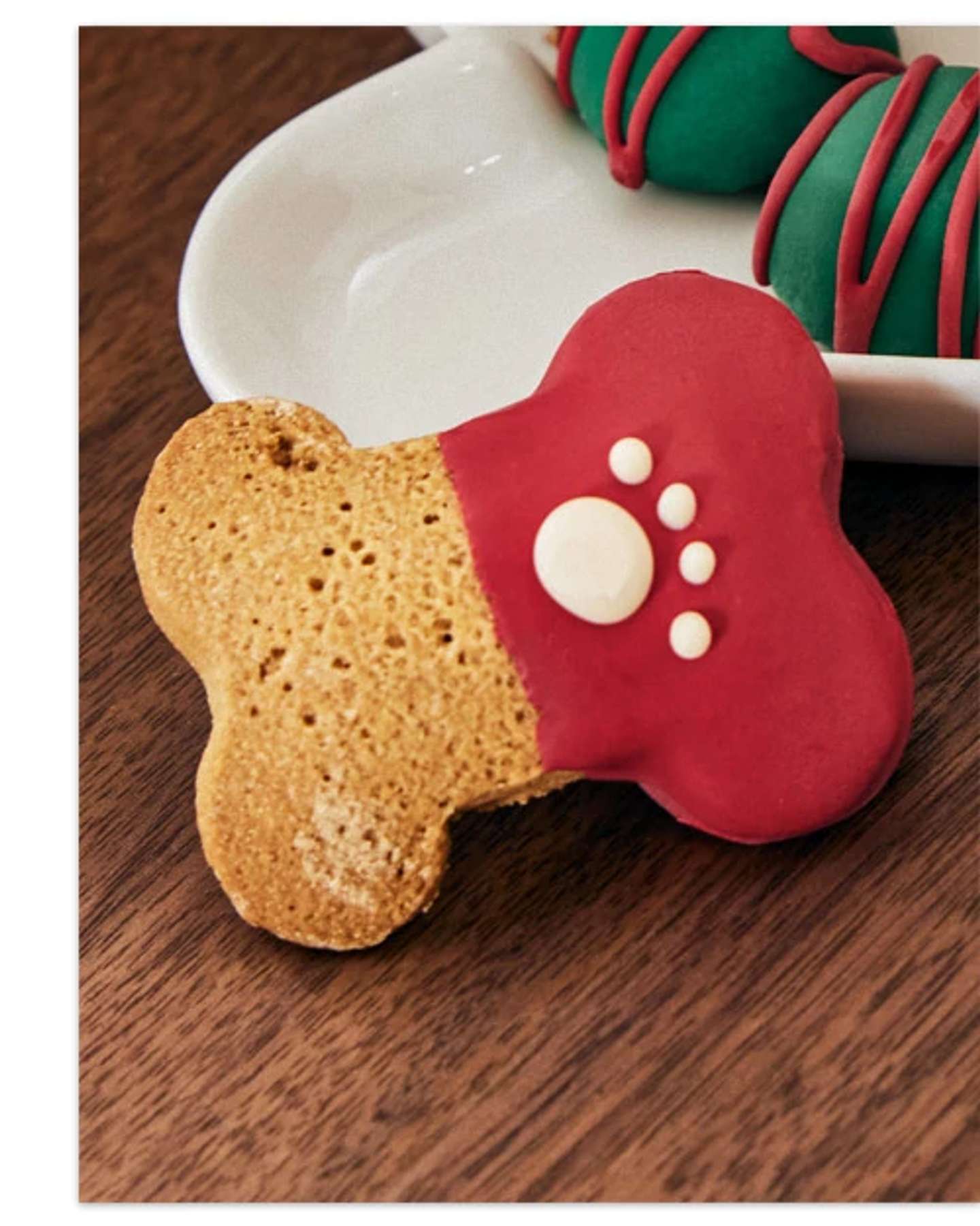 Balsam Hill Bonne et Filou 24-Day Dog Treat Advent Calendar Product Display