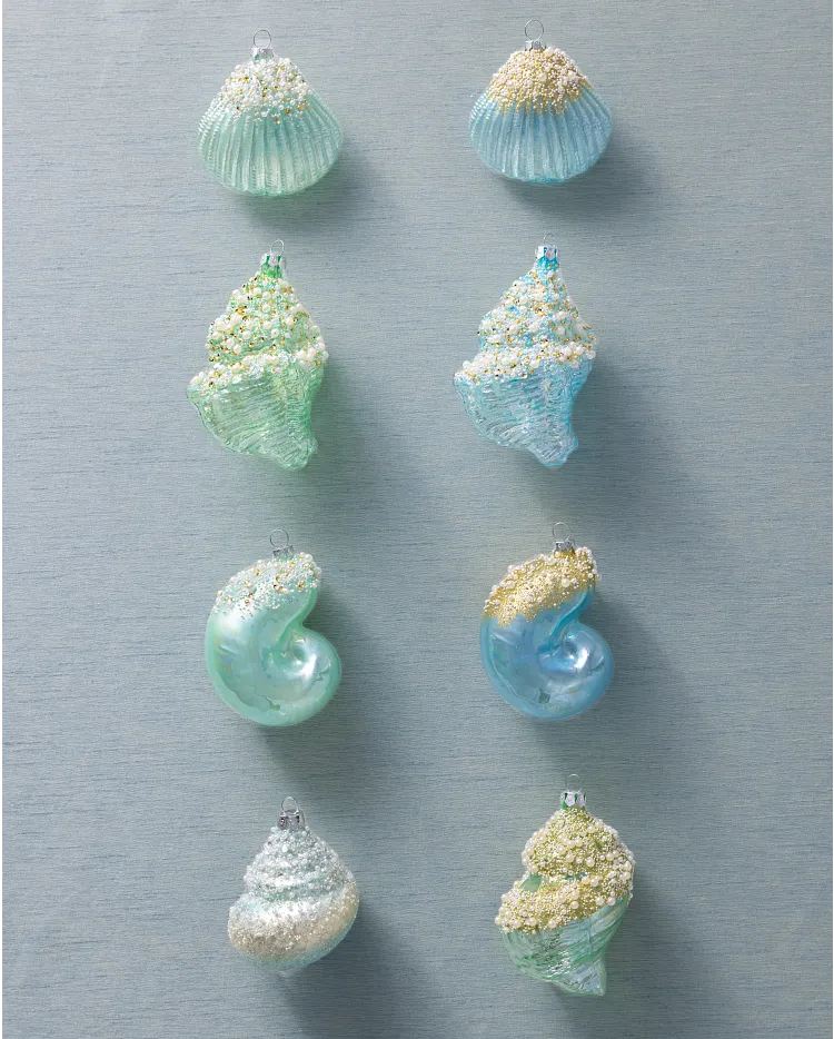 Seashell and Resin Ocean-Themed Trinket Dish - Coastal Elegance Decor
