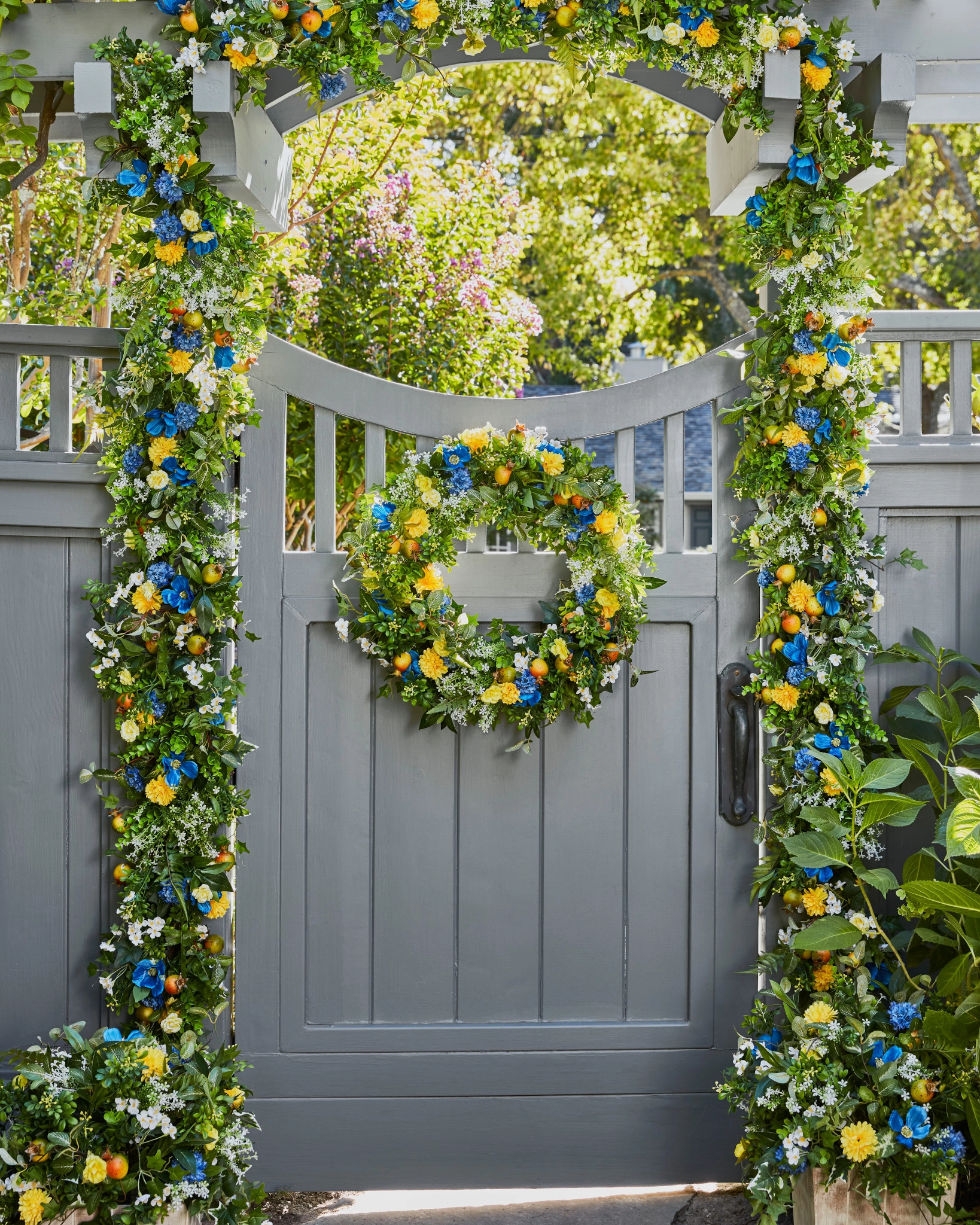 Artificial Spring Wreaths, Garlands and Greenery