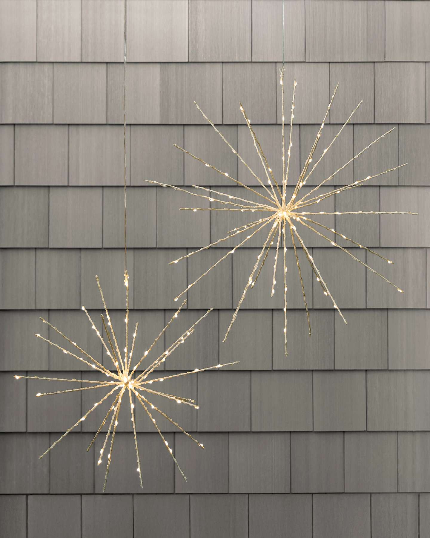 White Outdoor Starburst Twinkle Light Set