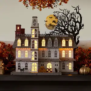 Halloween Décor
