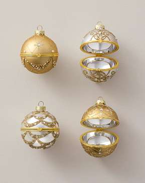 BH Heritage Jeweled Large Ornament Set BH Heritage Jeweled Large Ornament Set