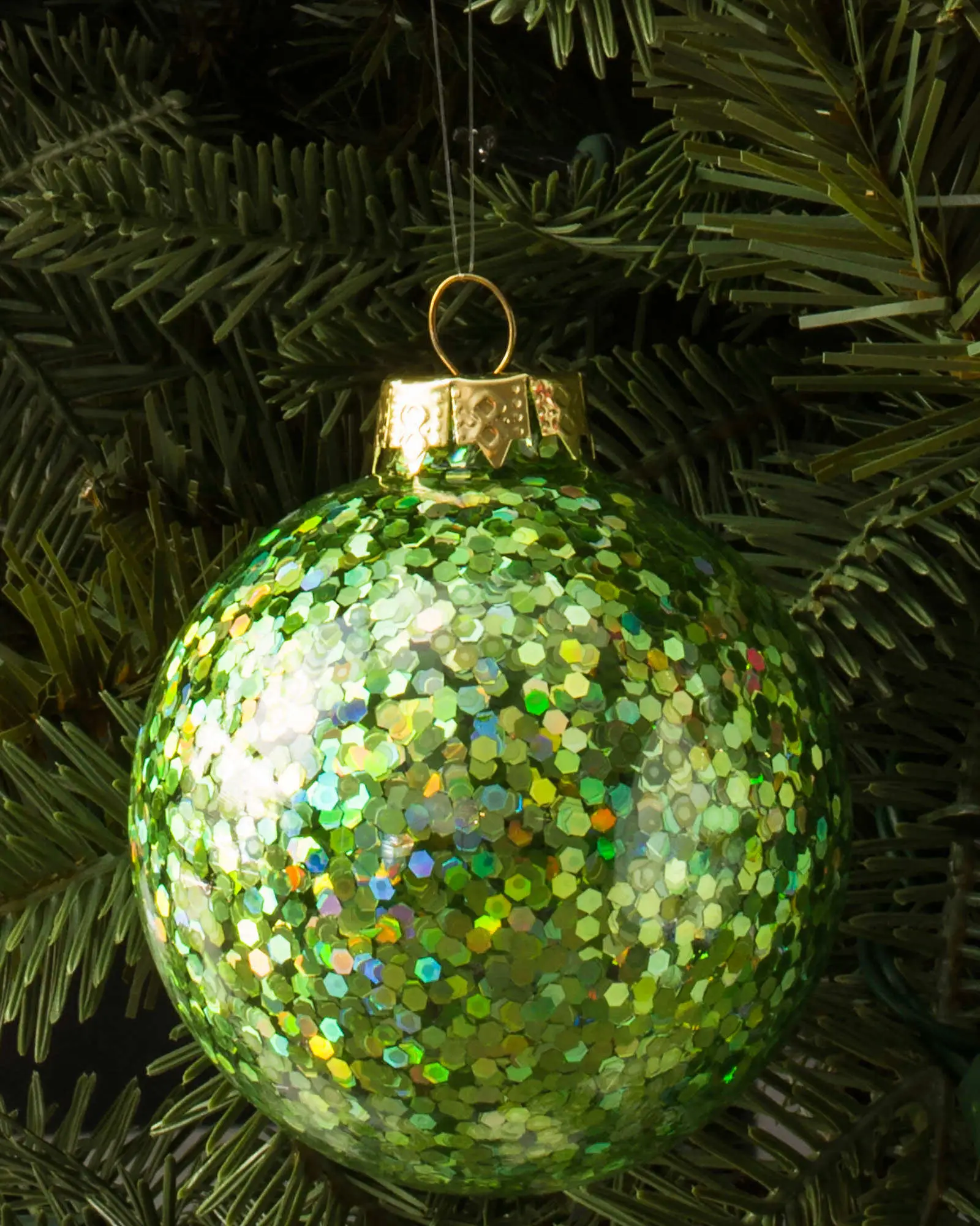 Details about   Christmas Glass Ornament Ball Pearly with Mistletoe Decoration/Variety of Colors 