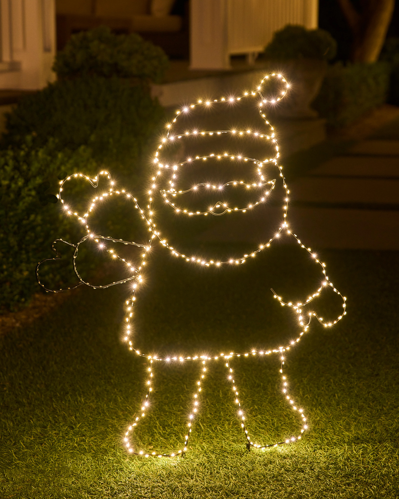 Outdoor Lit Waving Santa