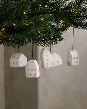 Festive Katran Houses Ornament Set Festive Katran Houses Ornament Set