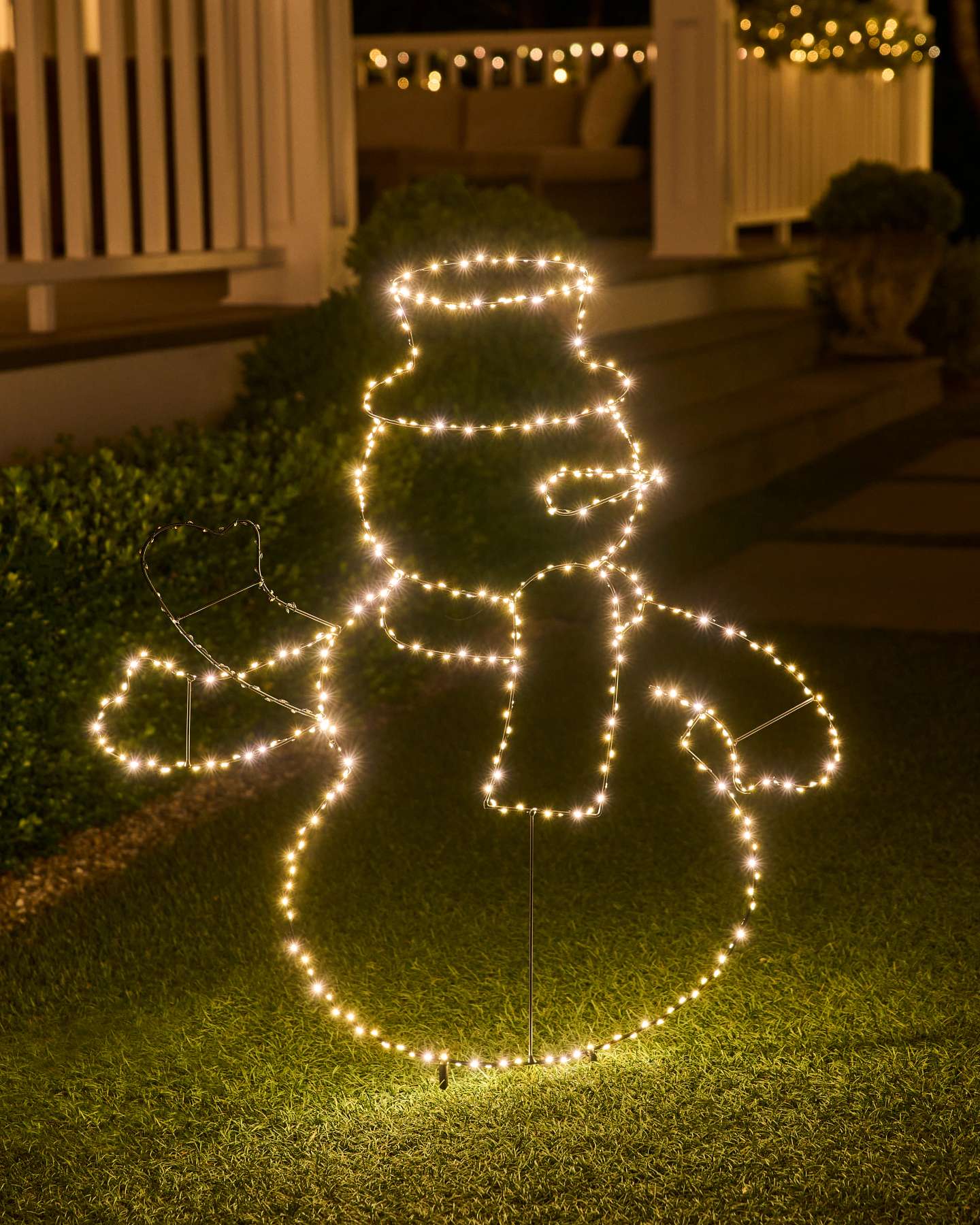 Outdoor Lit Waving Snowman