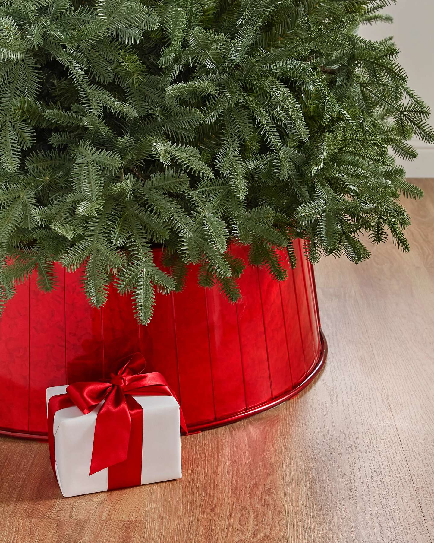 Balsam Hill Large Christmas Red Artificial Christmas Tree Collar Displayed on Artificial Christmas Tree