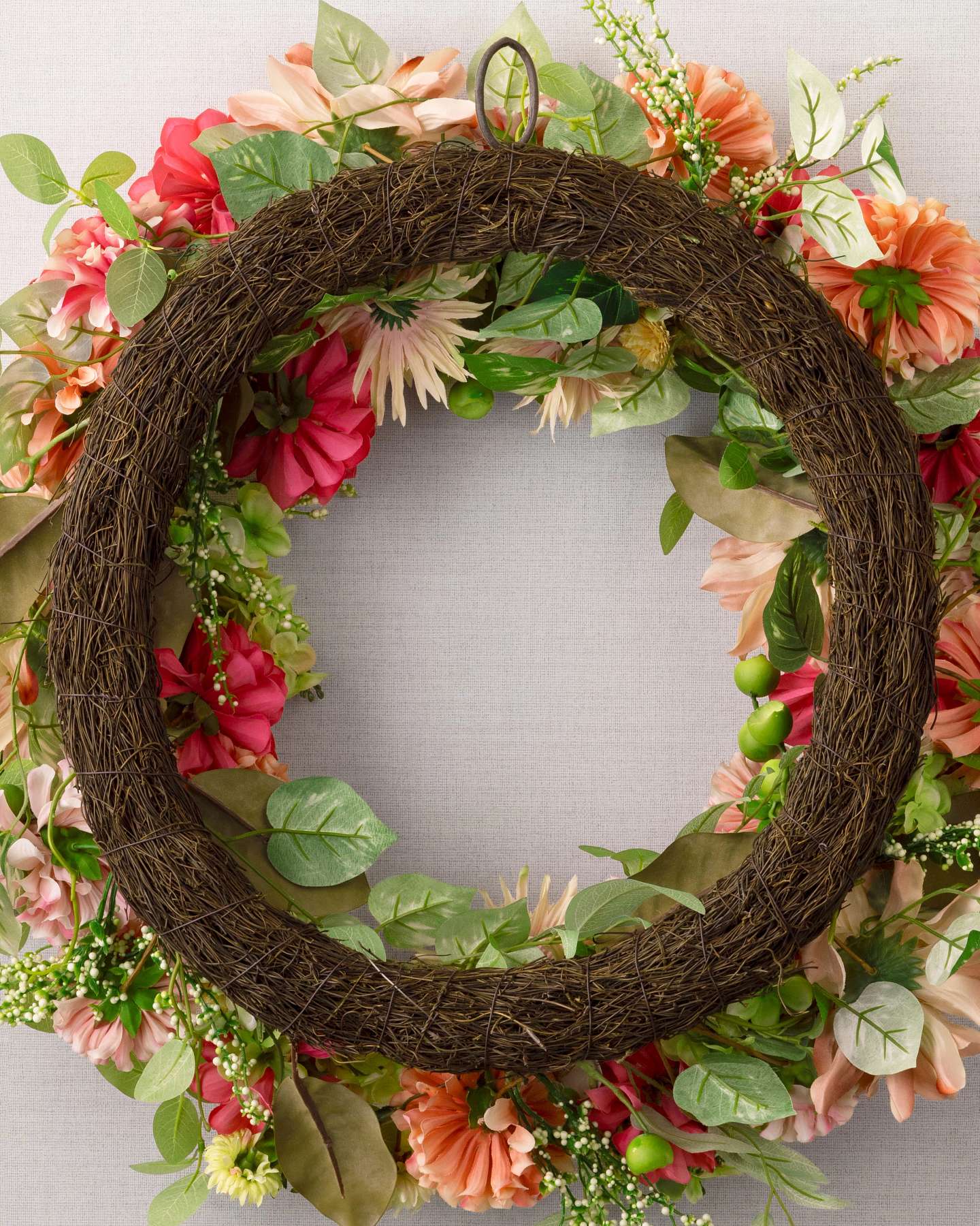 Balsam Hill Outdoor Spring Serenade Artificial Spring Wreath 26-Inch Closeup