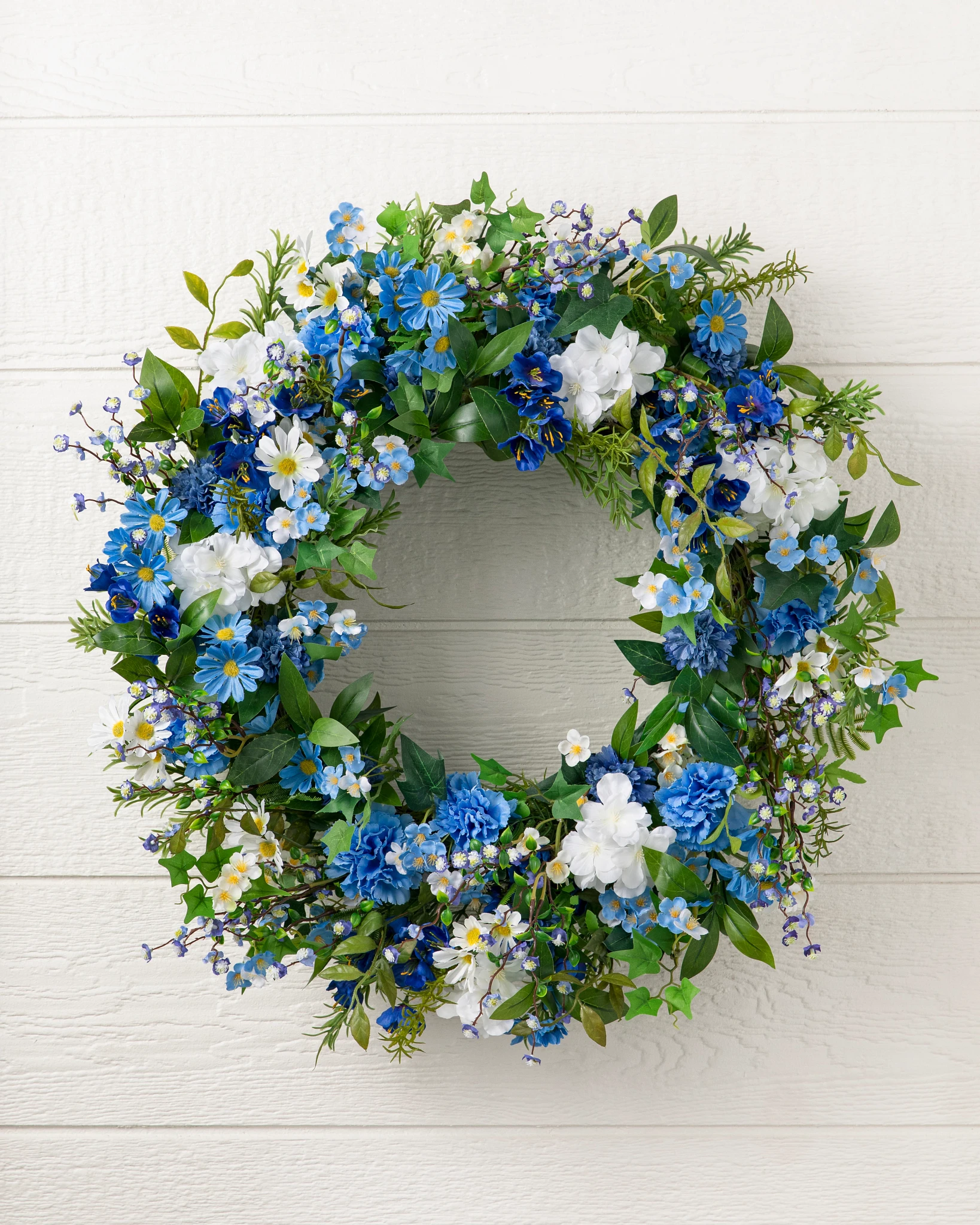 Outdoor Seaside Cottage Wreath