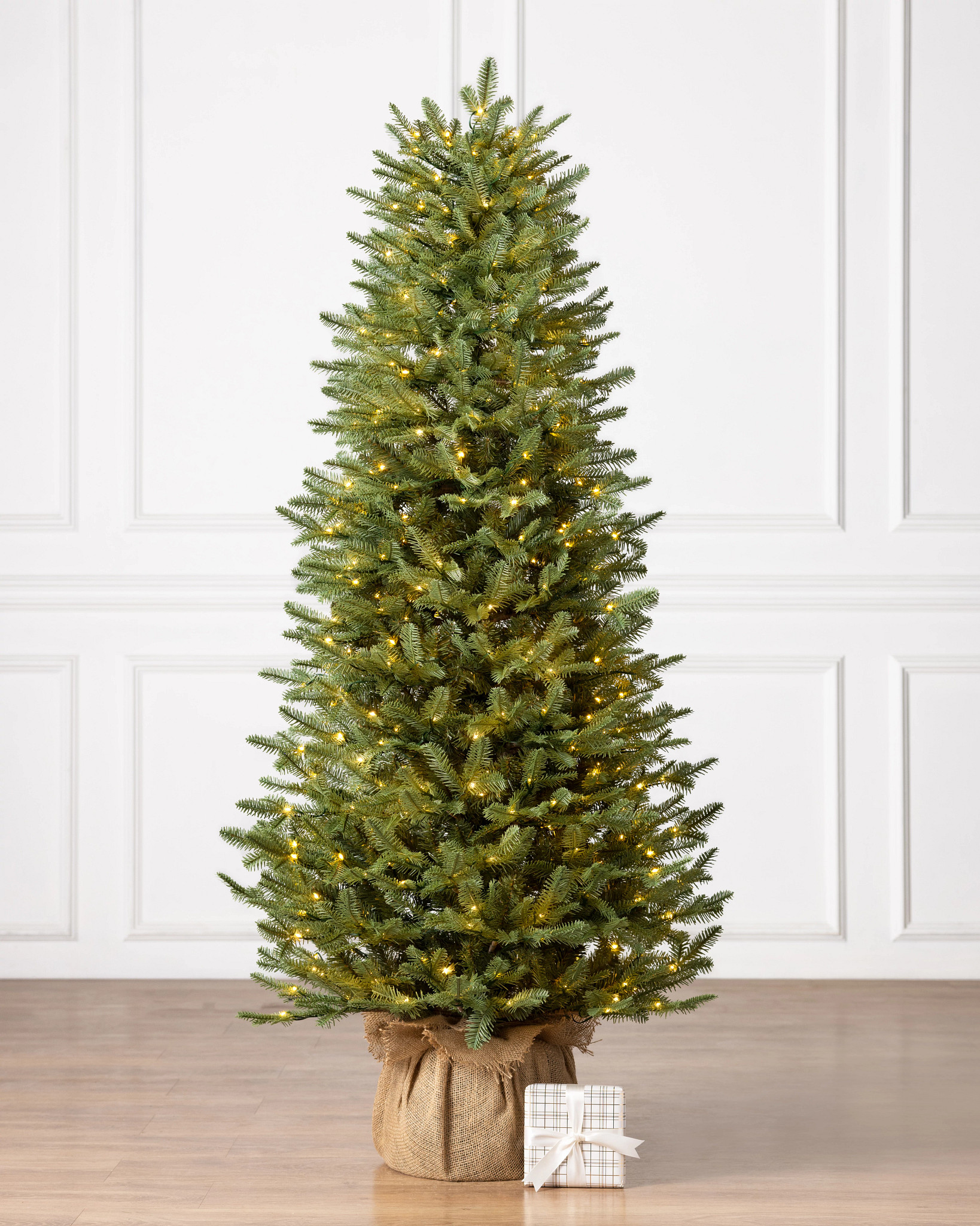 BH Balsam Fir® Tabletop Tree with Burlap Base