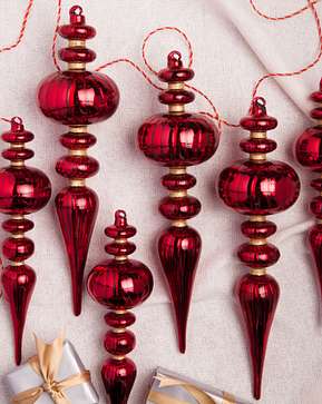 Brilliant Bordeaux Finial Ornament Set Brilliant Bordeaux Finial Ornament Set