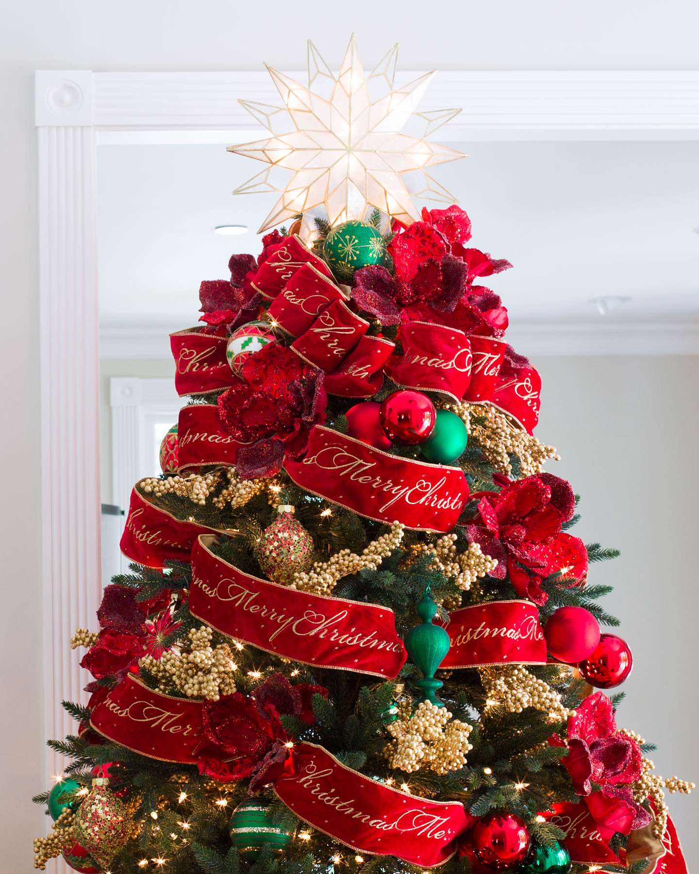 Balsam Hill Christmas Cheer Christmas Ornament Set with Holiday Glow