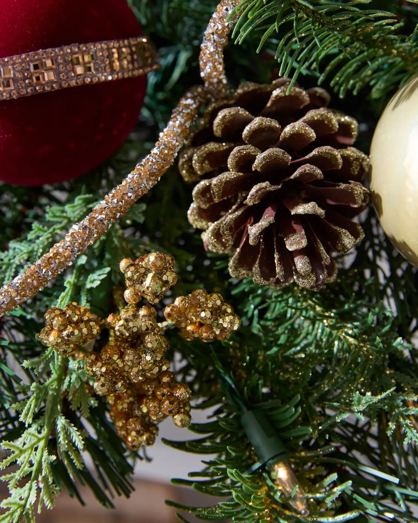 Girlande Prunkvolle Tradition