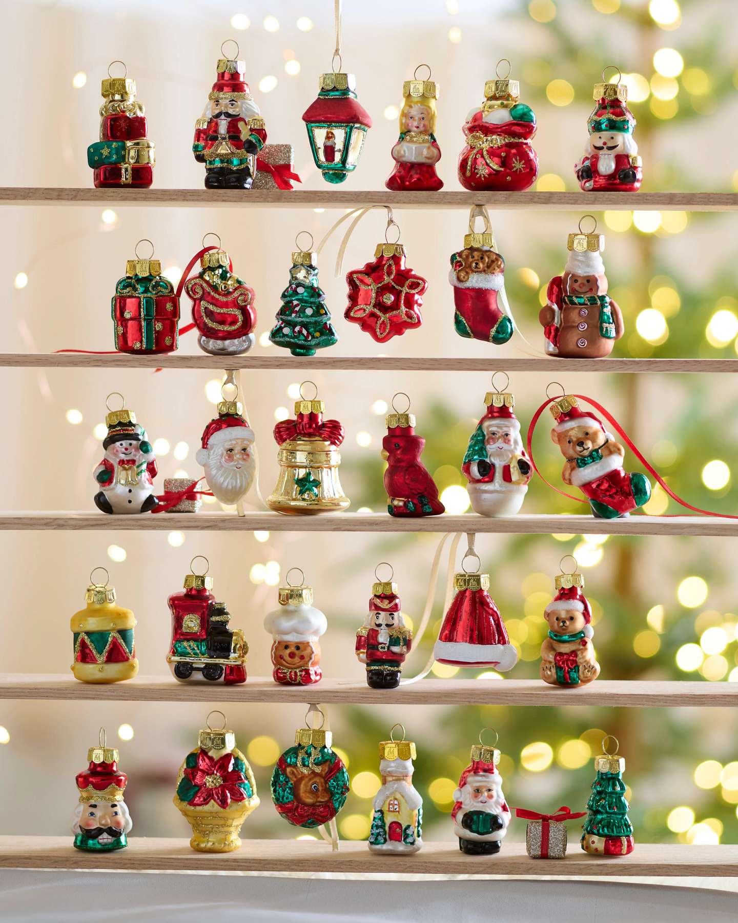 Christmas Nostalgia Mini Ornament Set
