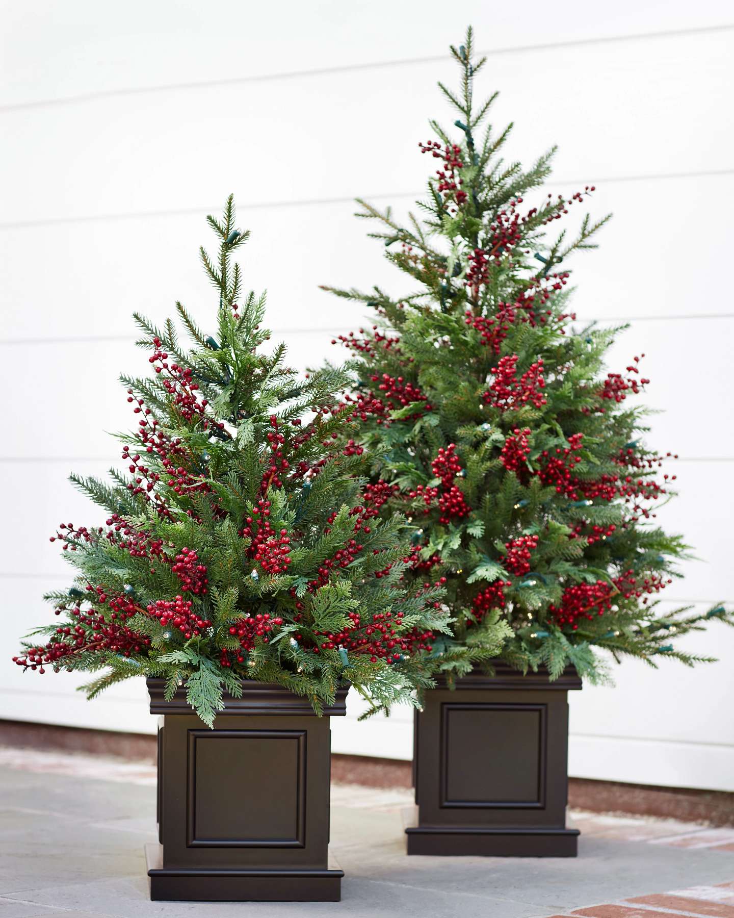 Balsam Hill Outdoor Red Berry Evergreen Potted Artificial Christmas Tree Festive Outdoor Decor