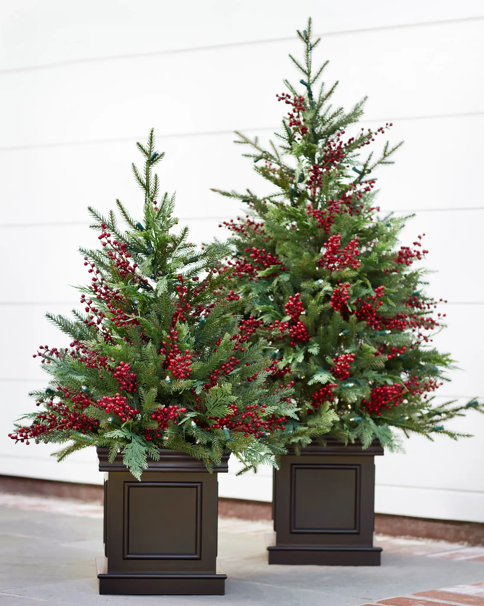 20-Inch outdoor Winter Red Berry Pick Christmas Holiday Decoration 