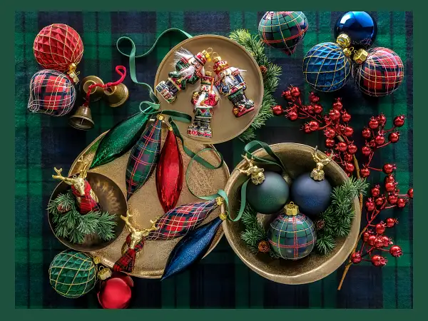 Featured: Highland Manor Main Set