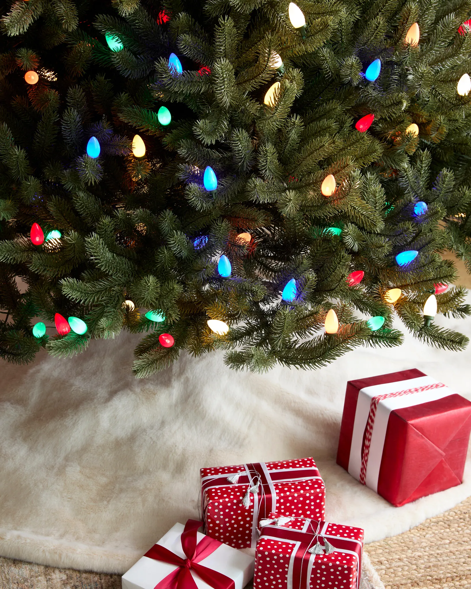 Vermont White Spruce Artificial Christmas Tree | Balsam Hill