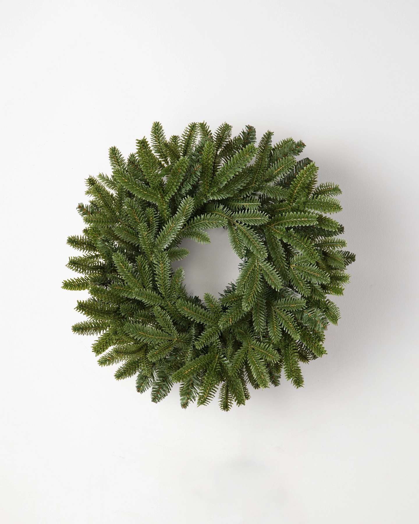 18 inches unlit BH Fraser Fir Wreath by Balsam Hill SSC