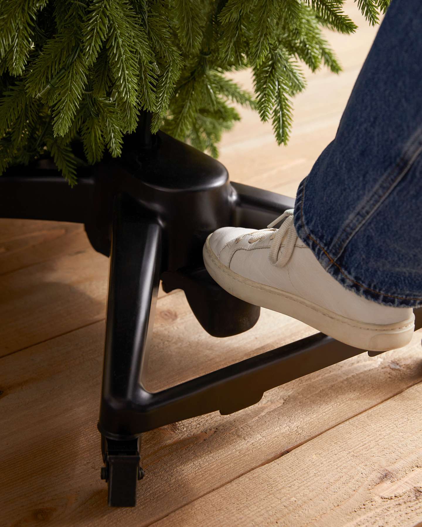 Balsam Hill Silverado Slim Flip Artificial Christmas Tree Step 1 Flip Feature
