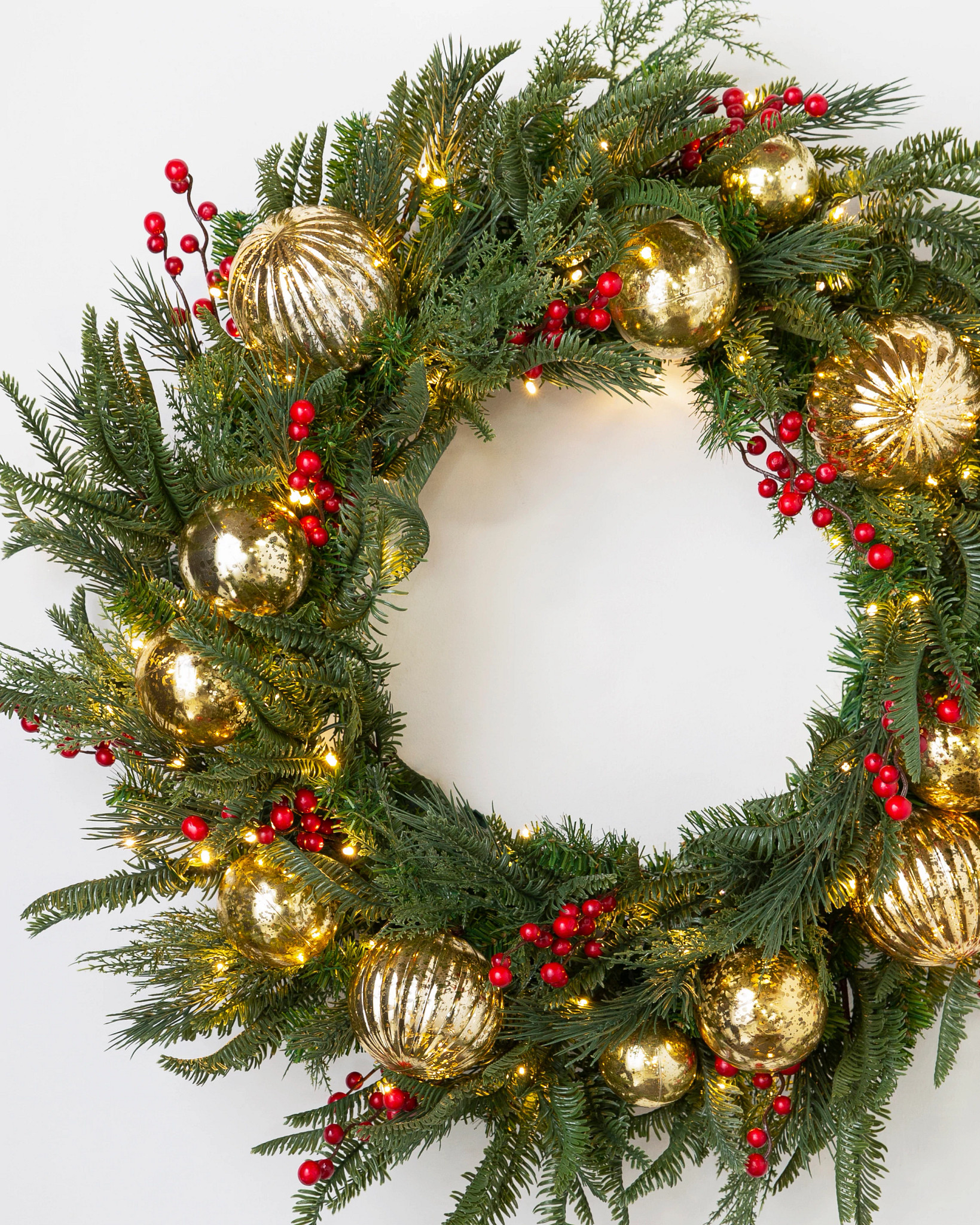Outdoor Pine Peak Holiday Wreath