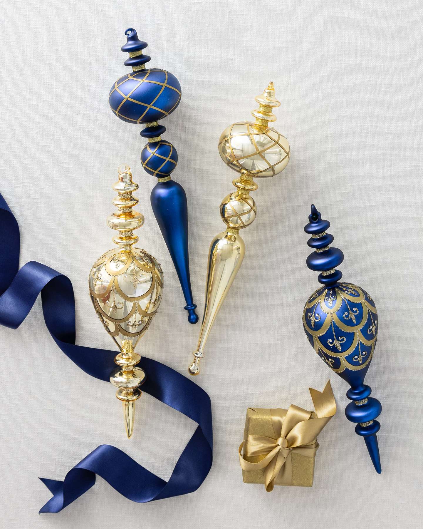 Balsam Hill Sapphire Biltmore Legacy Glass Finial Artificial Christmas Ornament Set