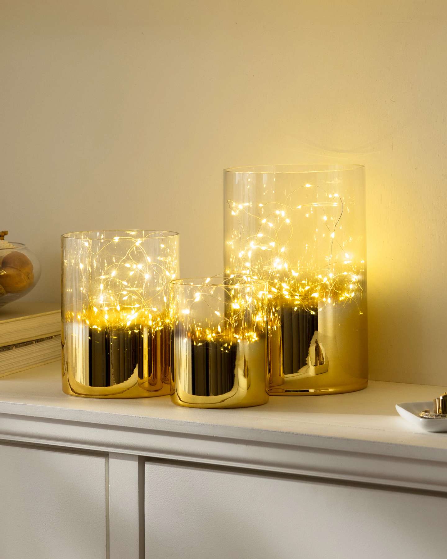 Balsam Hill Ombre Fairy Light Hurricane Set Lifestyle Display