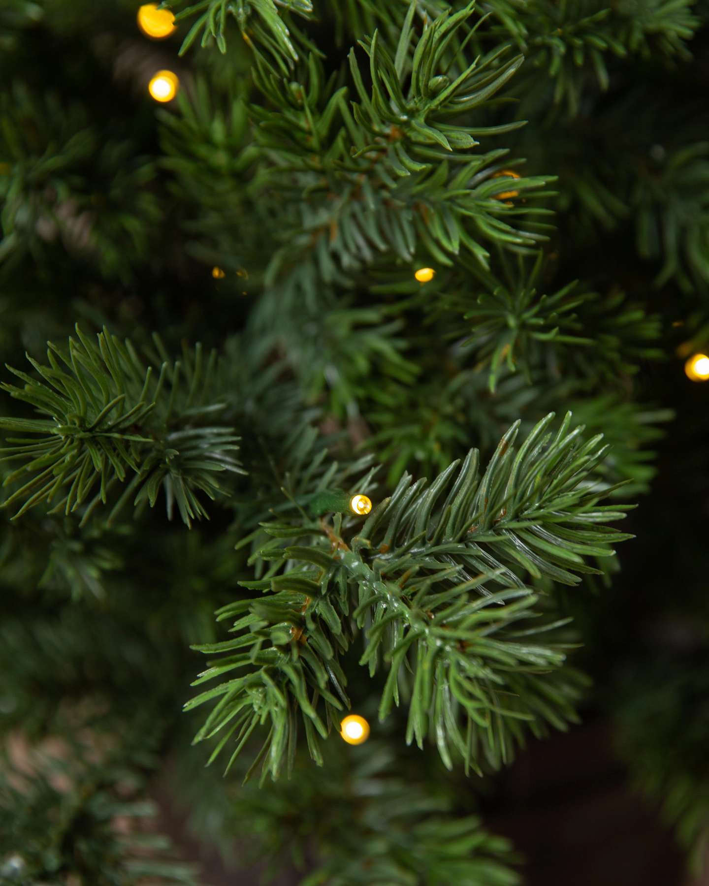Balsam Hill Yukon Spruce Potted Artificial Christmas Tree Detail