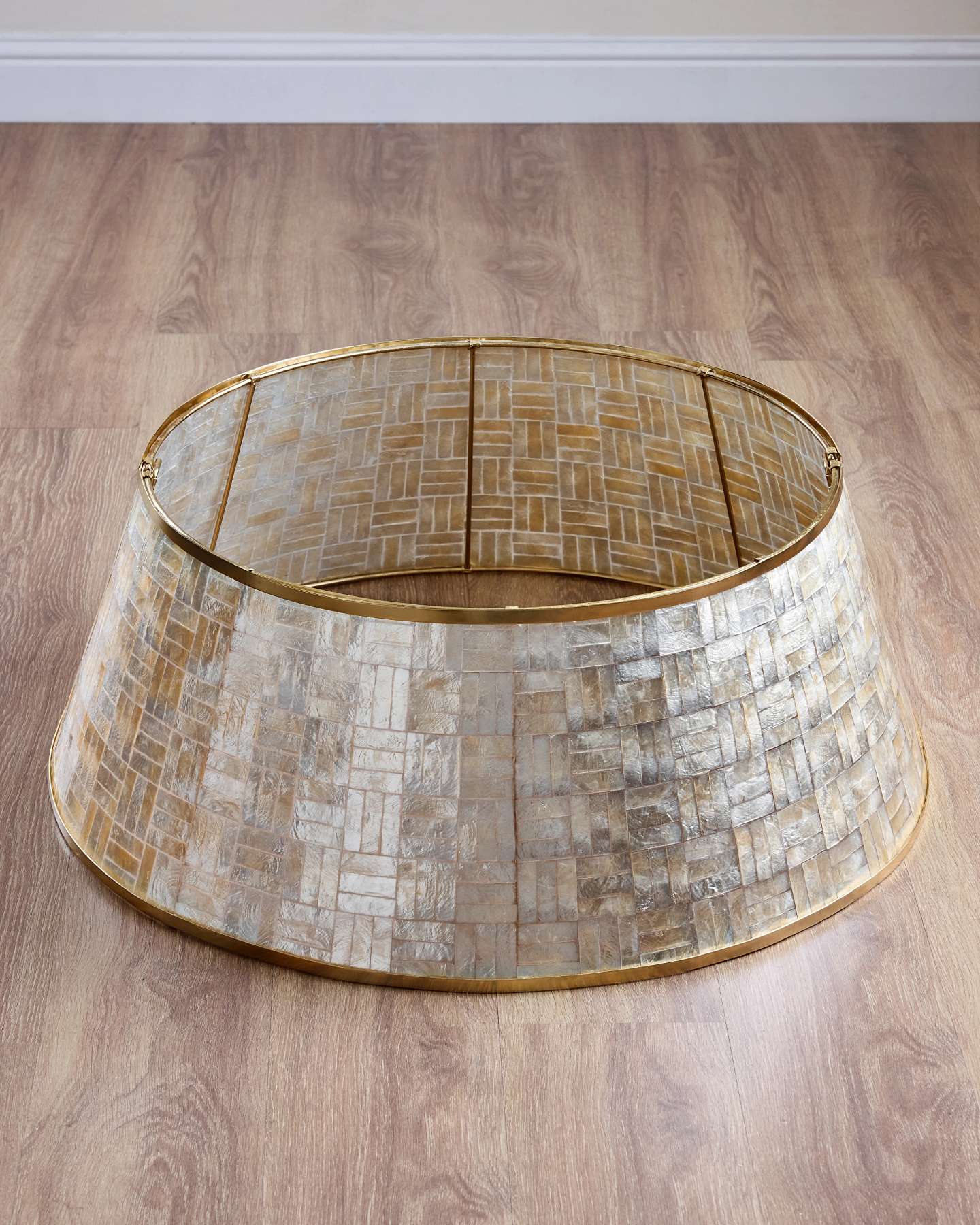 Mosaik-Baumständerabdeckung aus Capizmuscheln, 84 cm