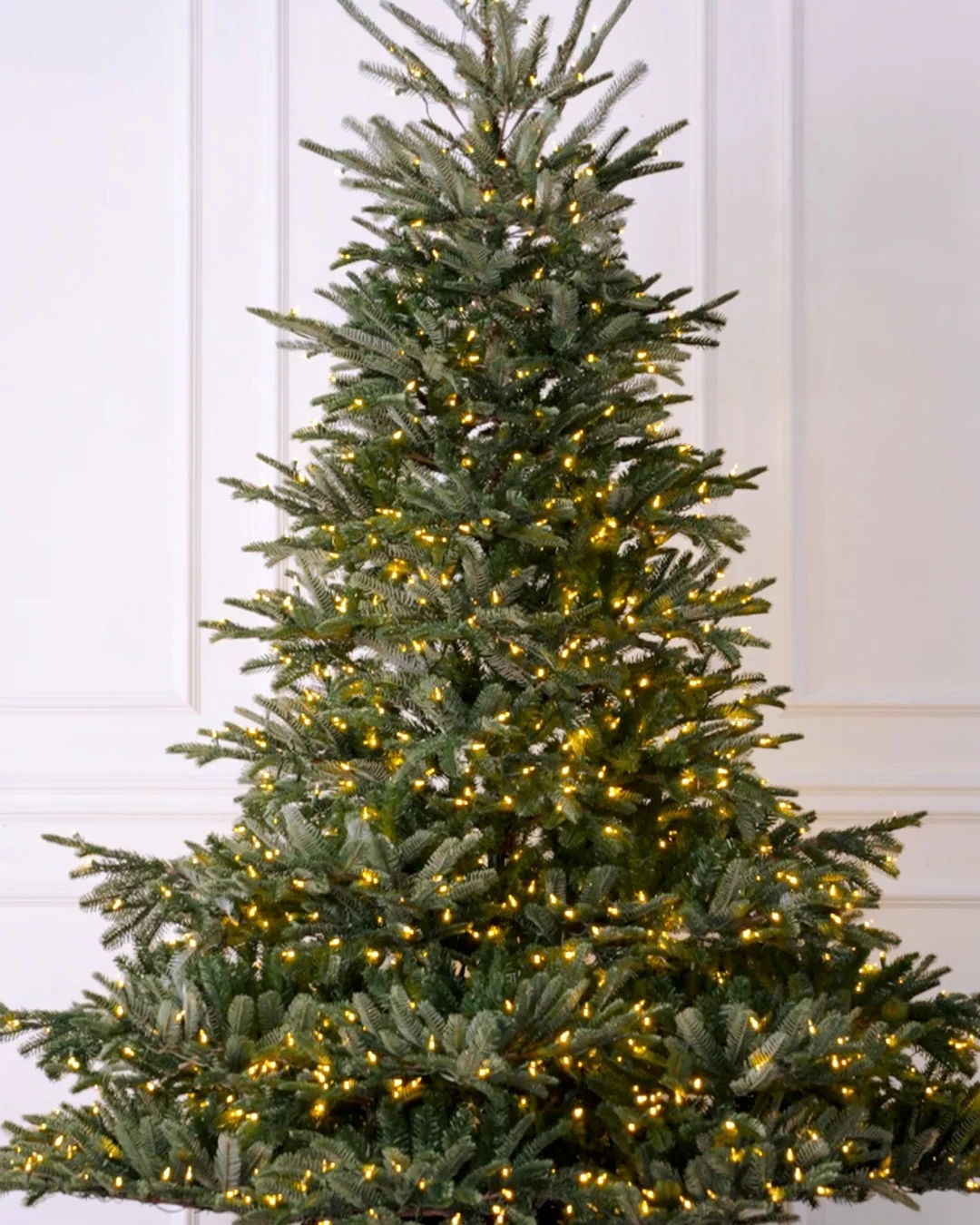 What Stores Carry Artificial White Christmas Trees Denver: Top Picks!