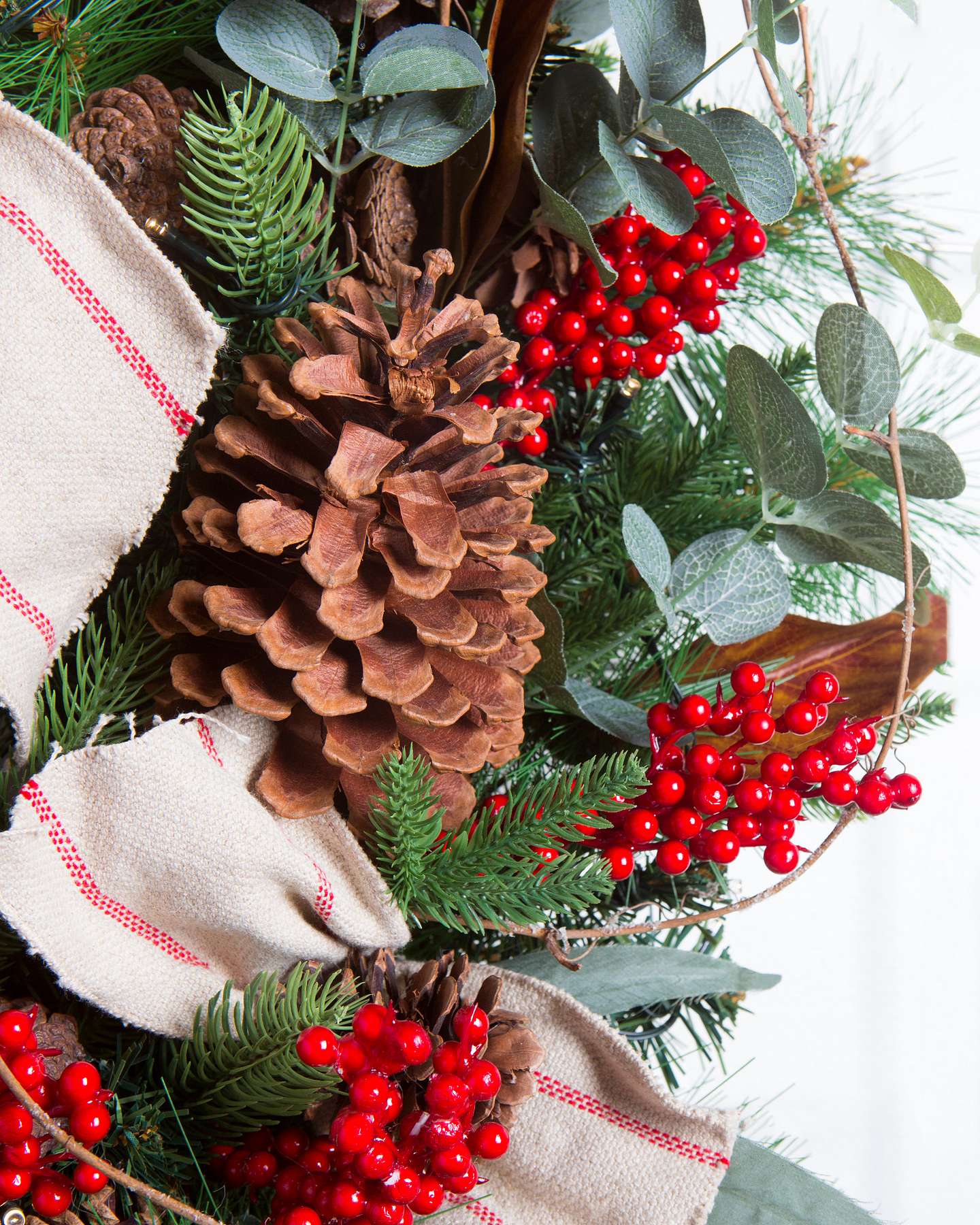 Balsam Hill Farmhouse Artificial Christmas Wreath Detail of Foliage Berries and Pinecones