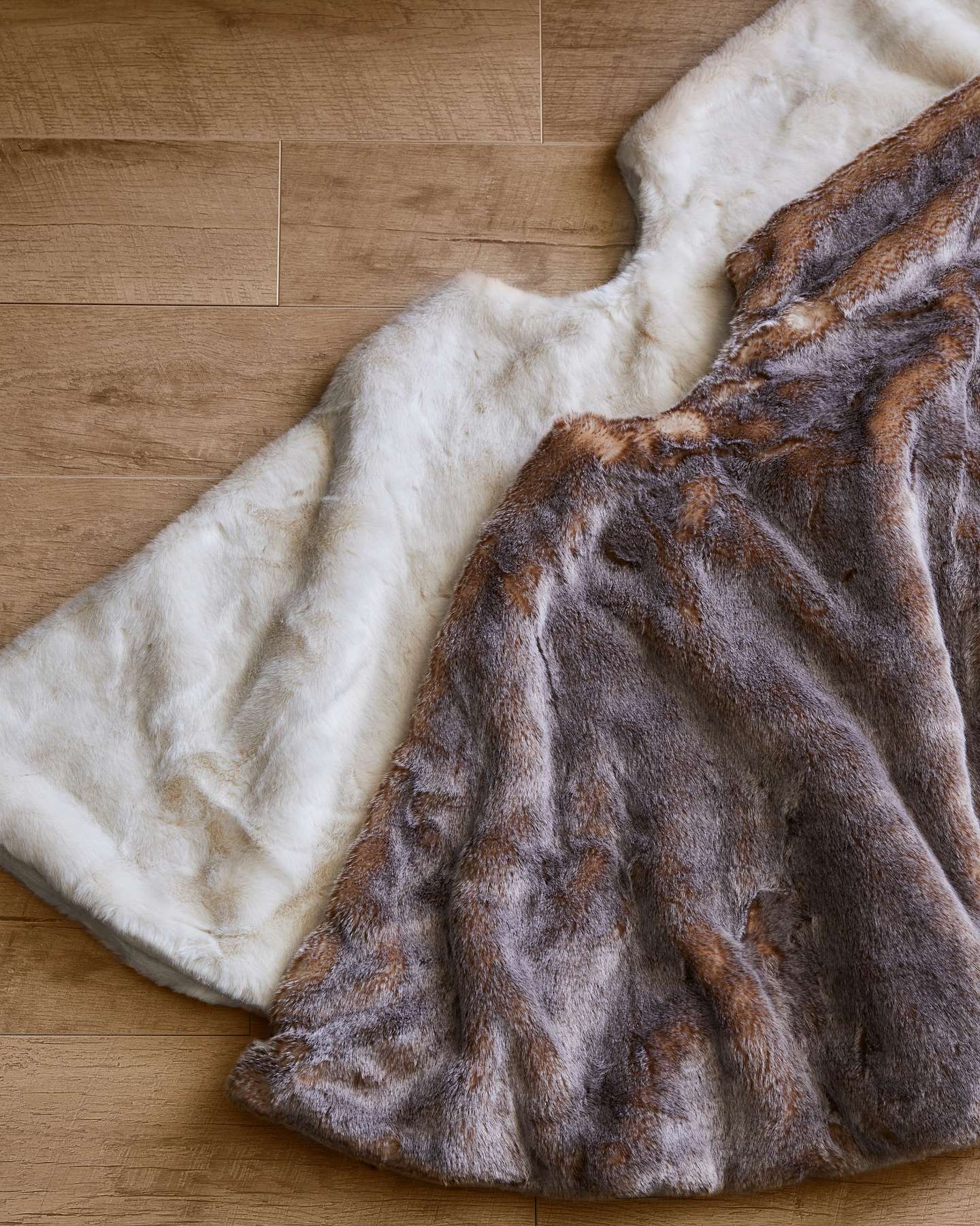 Balsam Hill Lodge Faux Fur Artificial Christmas Tree Skirt with Cozy Texture