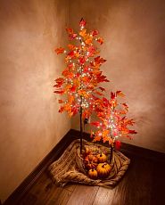 Pre-lit maple tree