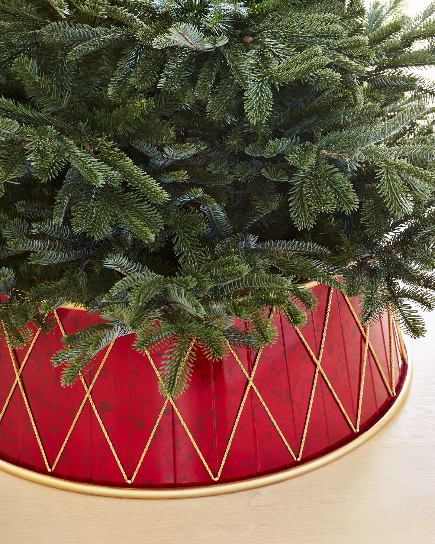 Balsam Hill Christmas Drum Artificial Christmas Tree Collar Lifestyle Tree Display