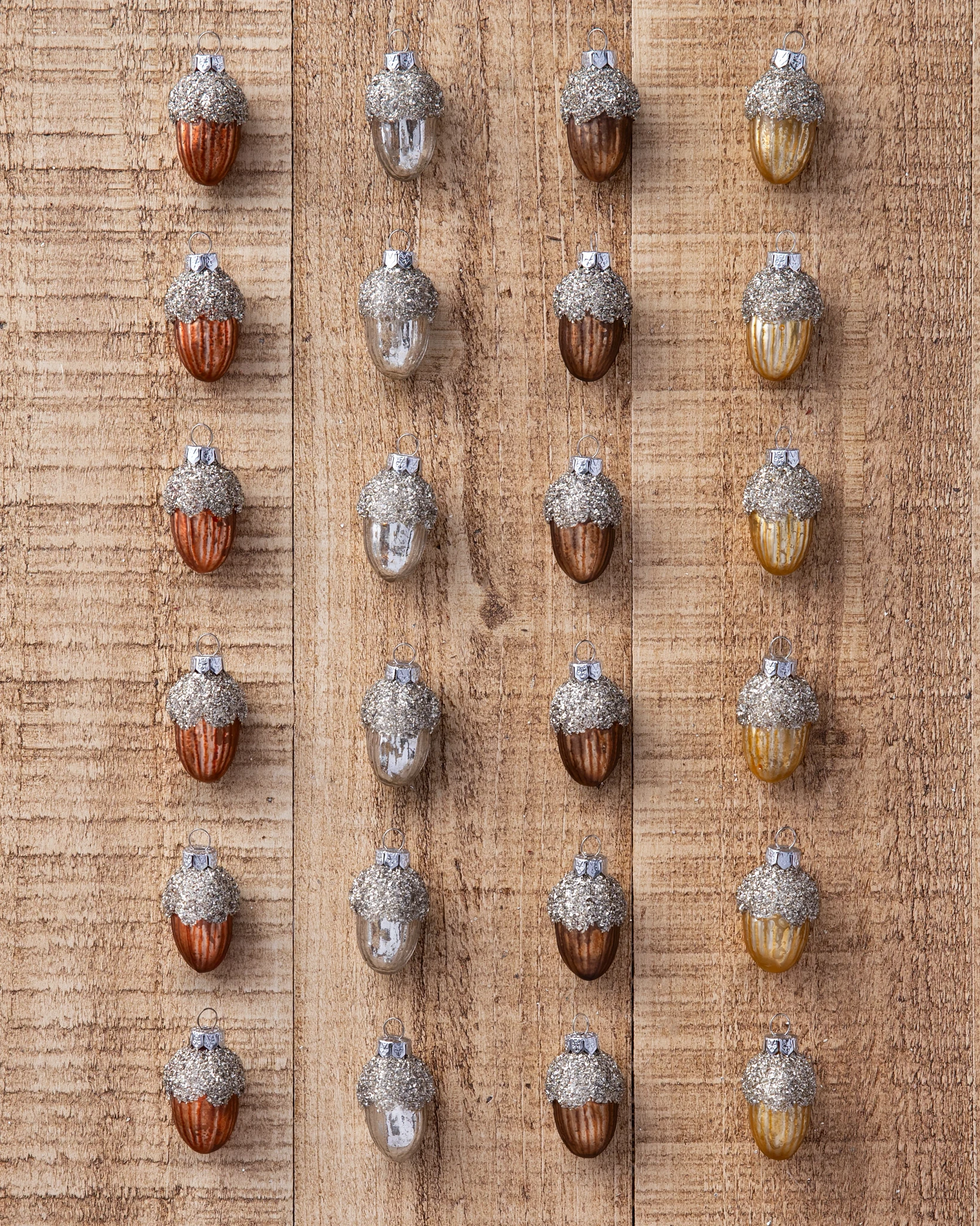 Enchanted Woodlands Acorn Ornament Set