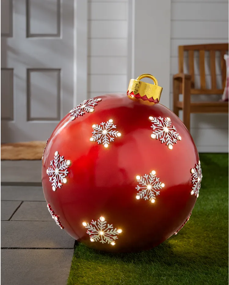 Outdoor lighted christmas balls deals